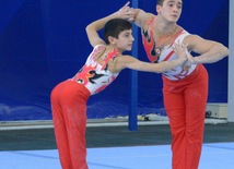 İdman gimnastikası və akrobatika üzrə Birgə Azərbaycan Birinciliyində ilk günün qalibləri mükafatlandırıldı. Bakı, Azərbaycan 3 dekabr 2015